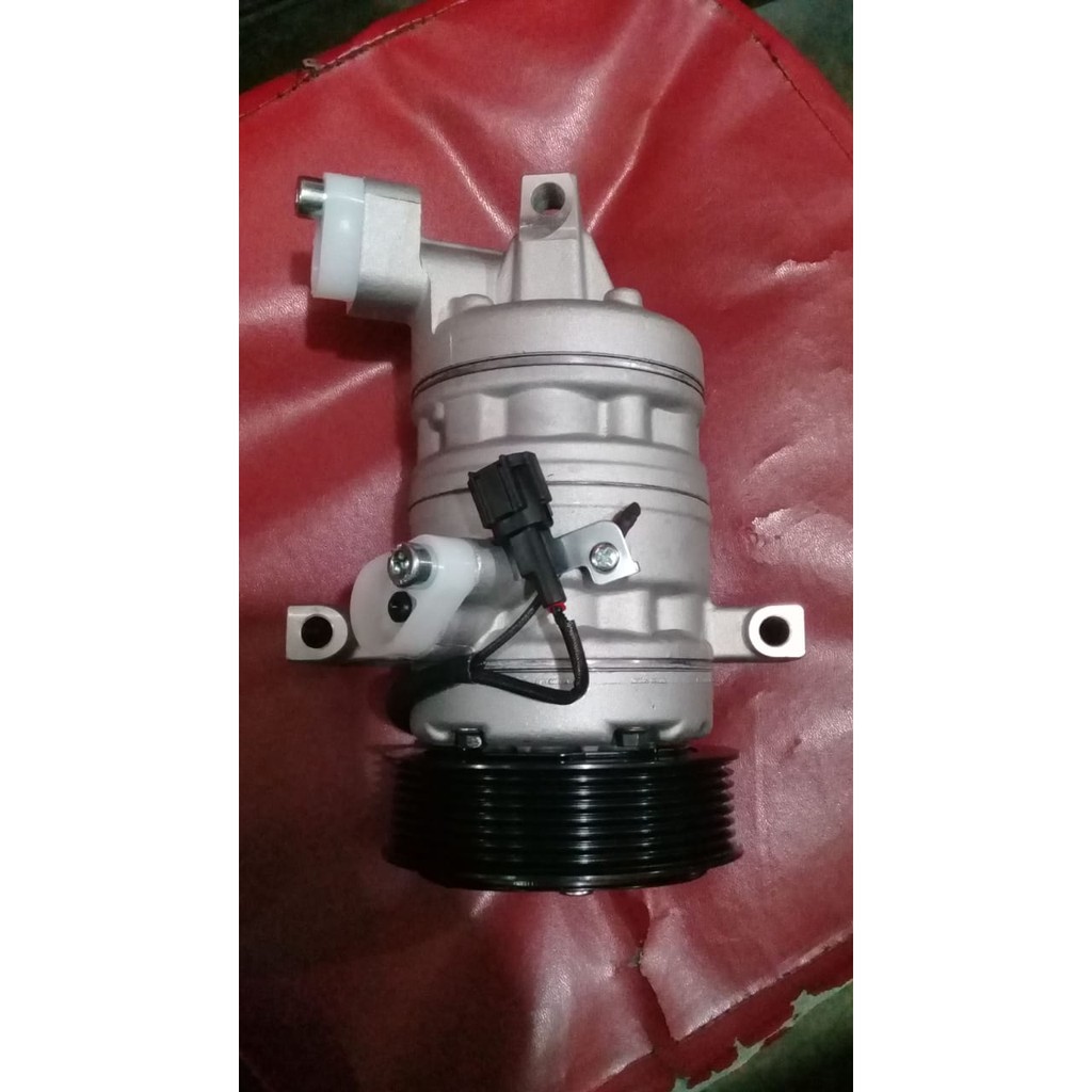 Kompresor Compressor AC Livina Grand Nissan Kw2 TFF
