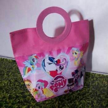 

Promo Tas Souvenir Pegangan Bulat