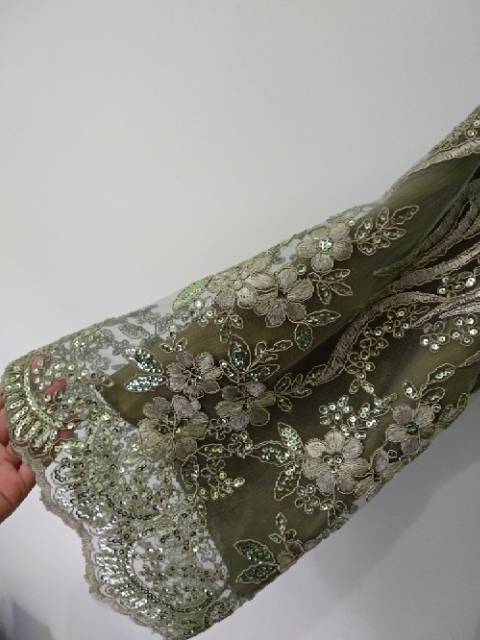 Kebaya Wisuda / Blouse