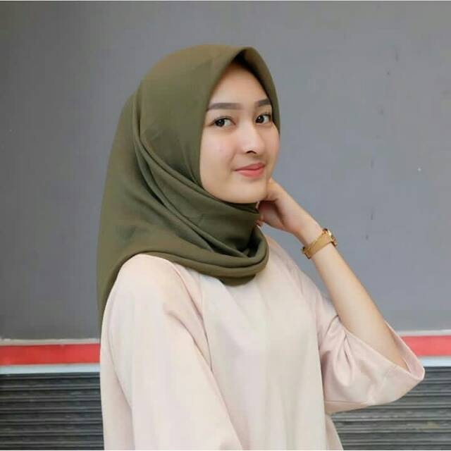 Hijab BELLA SQUARE Segi Empat