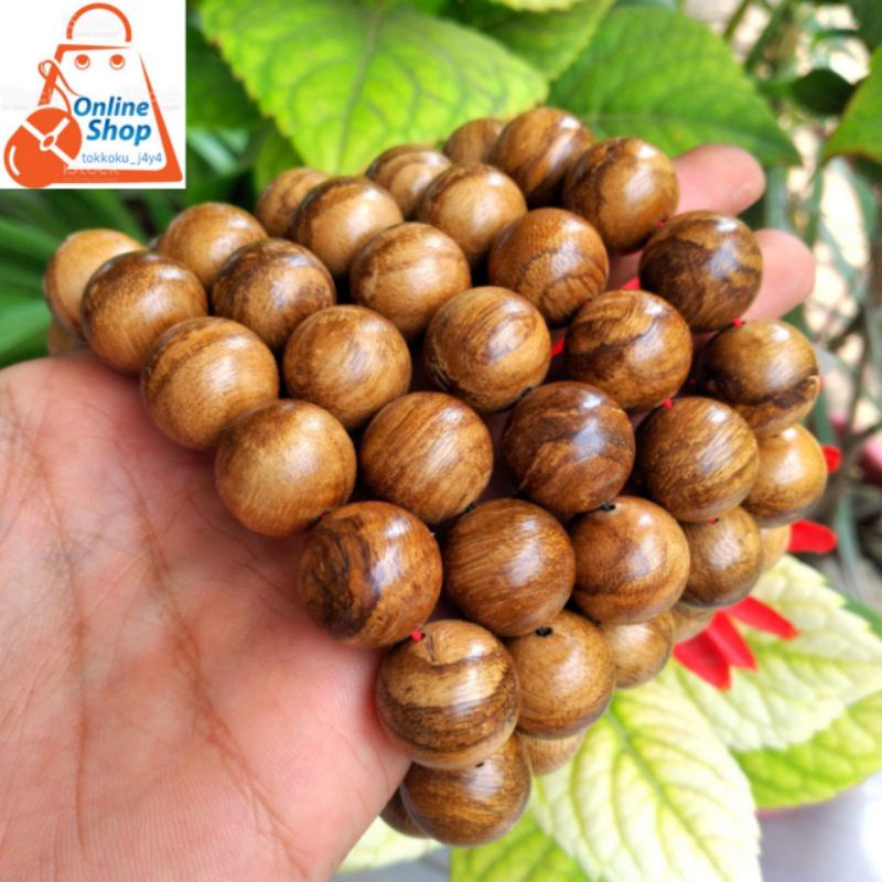 gelang gaharu merauke