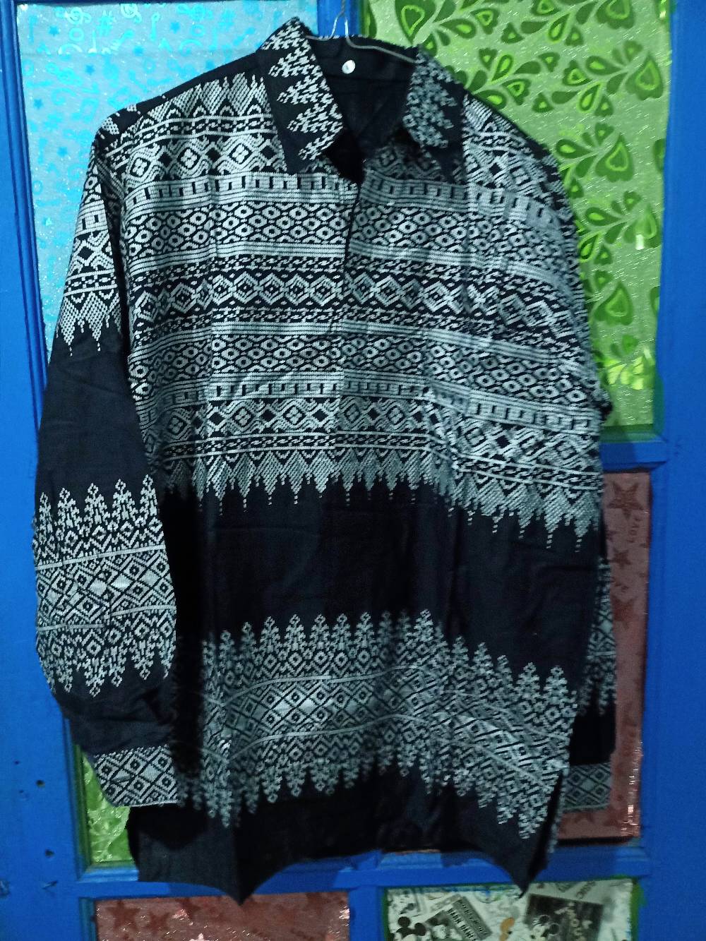 Kemeja Batik Lengan Panjang Pria Motif Anjani Prada