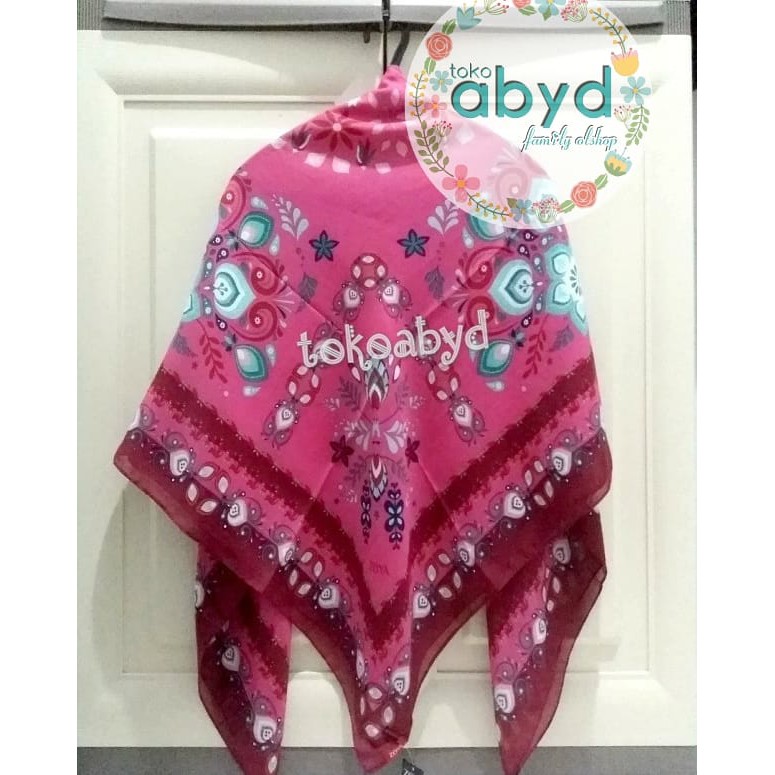 Jilbab Segiempat Zoya Majori Scarf - Rose Pink
