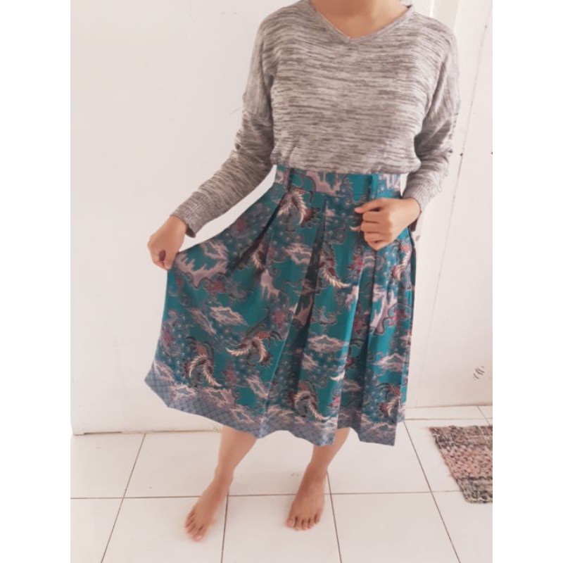 Rok Pendek Batik Hijau Cantik