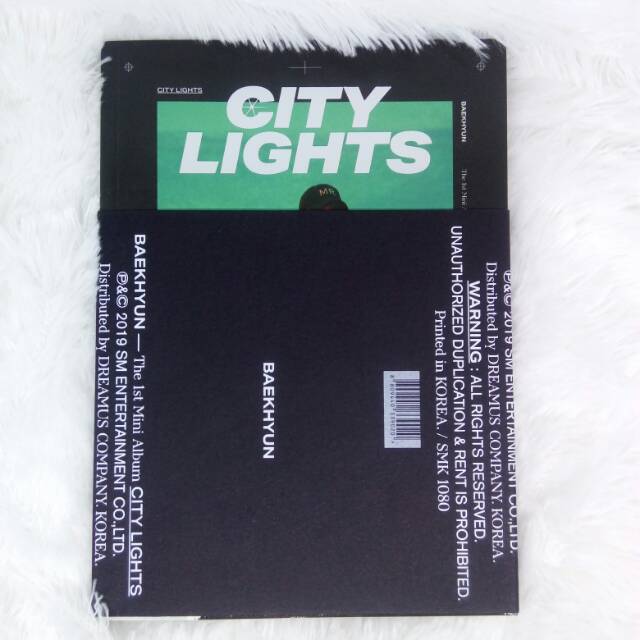 Album EXO Baekhyun City Lights + Official PC EXO Season Greeting 2020