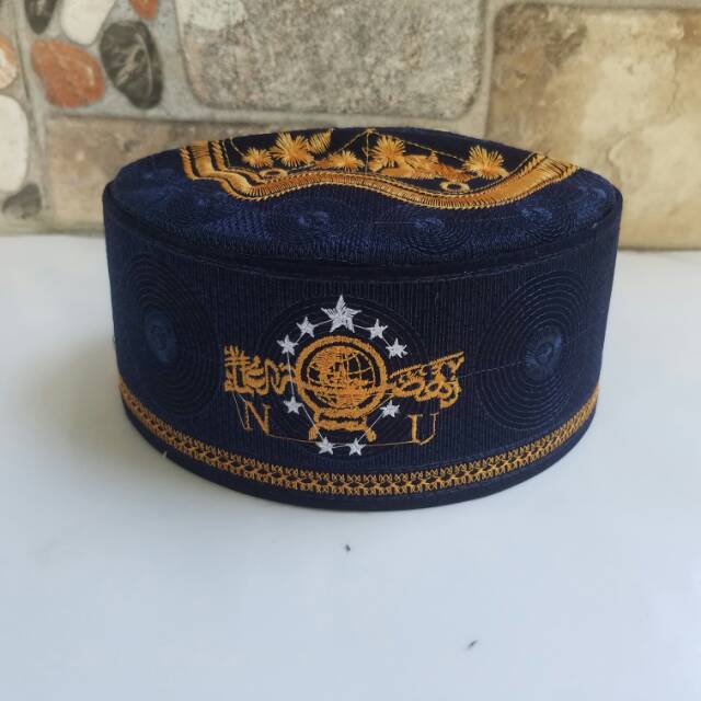 peci haji NU biru dongker