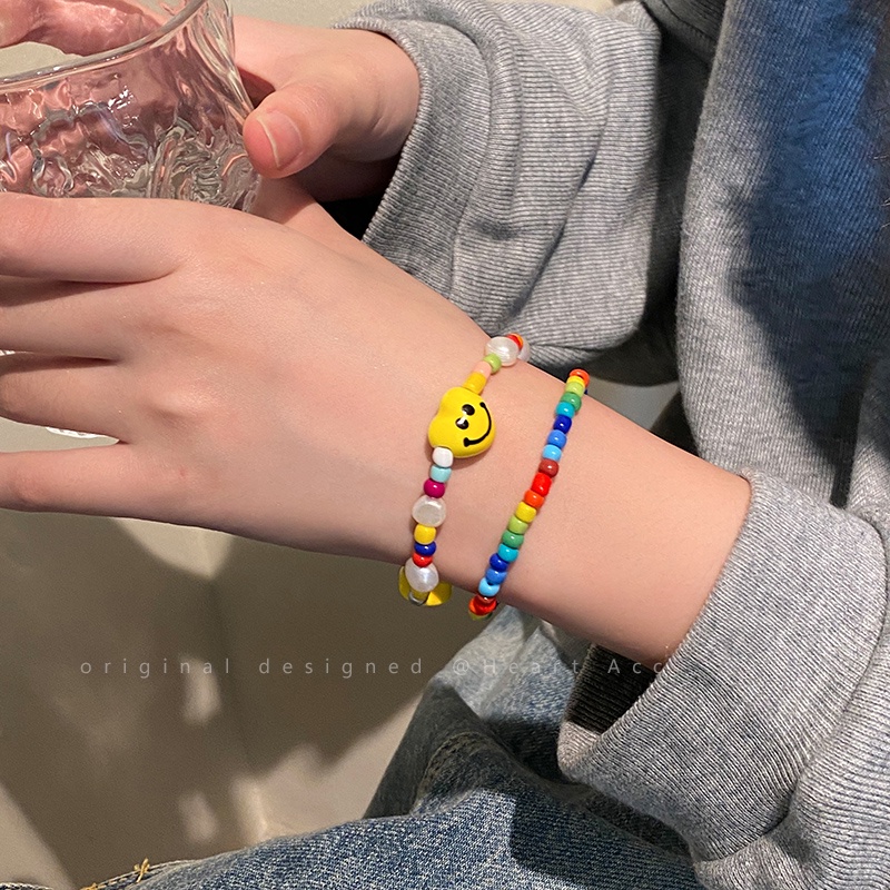 Gelang Tangan Manik-Manik Elastis Warna-Warni Motif Bintang / Awan / Smiley Face Untuk Wanita