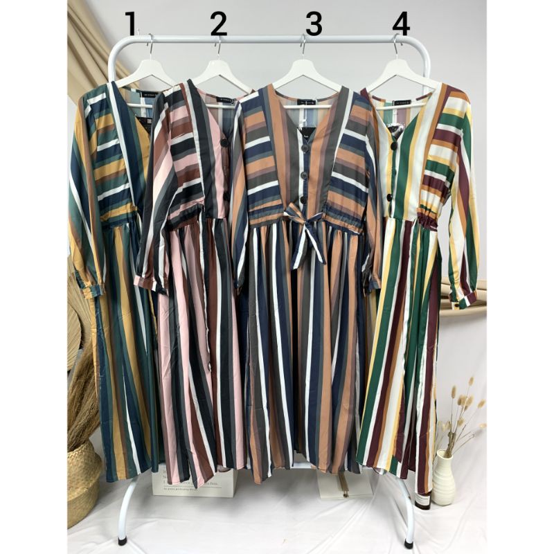 Maxi Colorful Stripes V-neck Dress / Gamis Import Wanita Kerah V Motif Salur Busui Friendly Best Seller