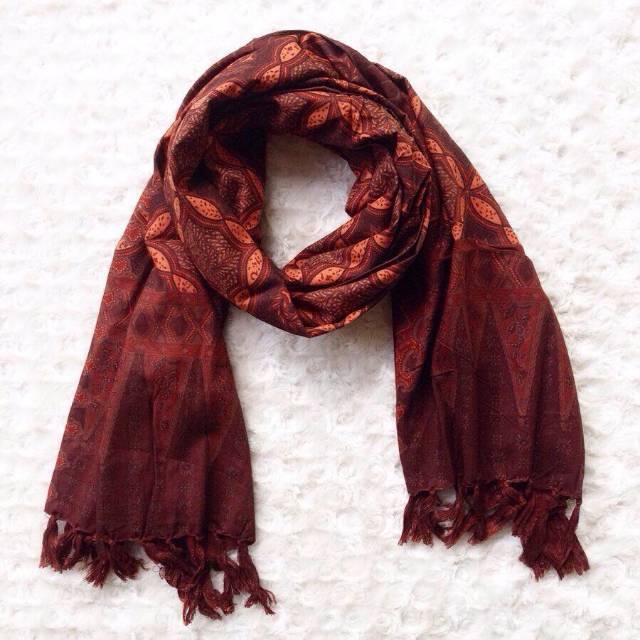 Omah Etnik Scarf Batik Syal Batik Balian Kawung - Merah Bata Kecoklatan