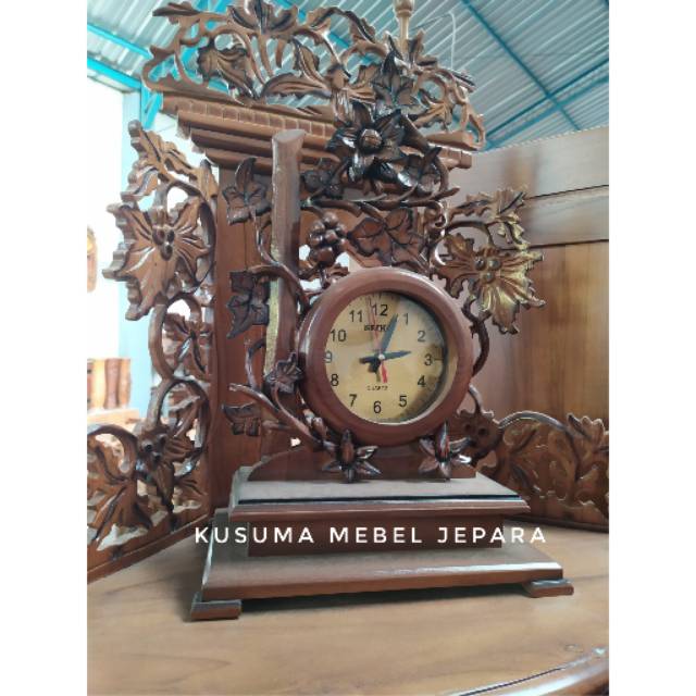 Jam Dinding Meja Ukir Motif Jepara Kayu Jati (Tinggi 45cm)