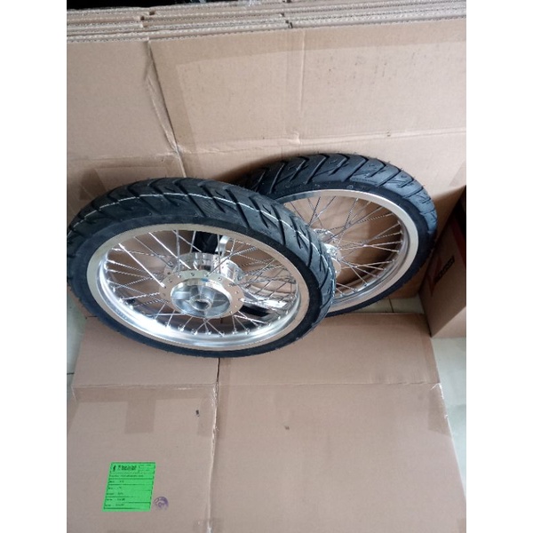 velg paketan Vixion old tapak lebar 215/185x17 plus ban