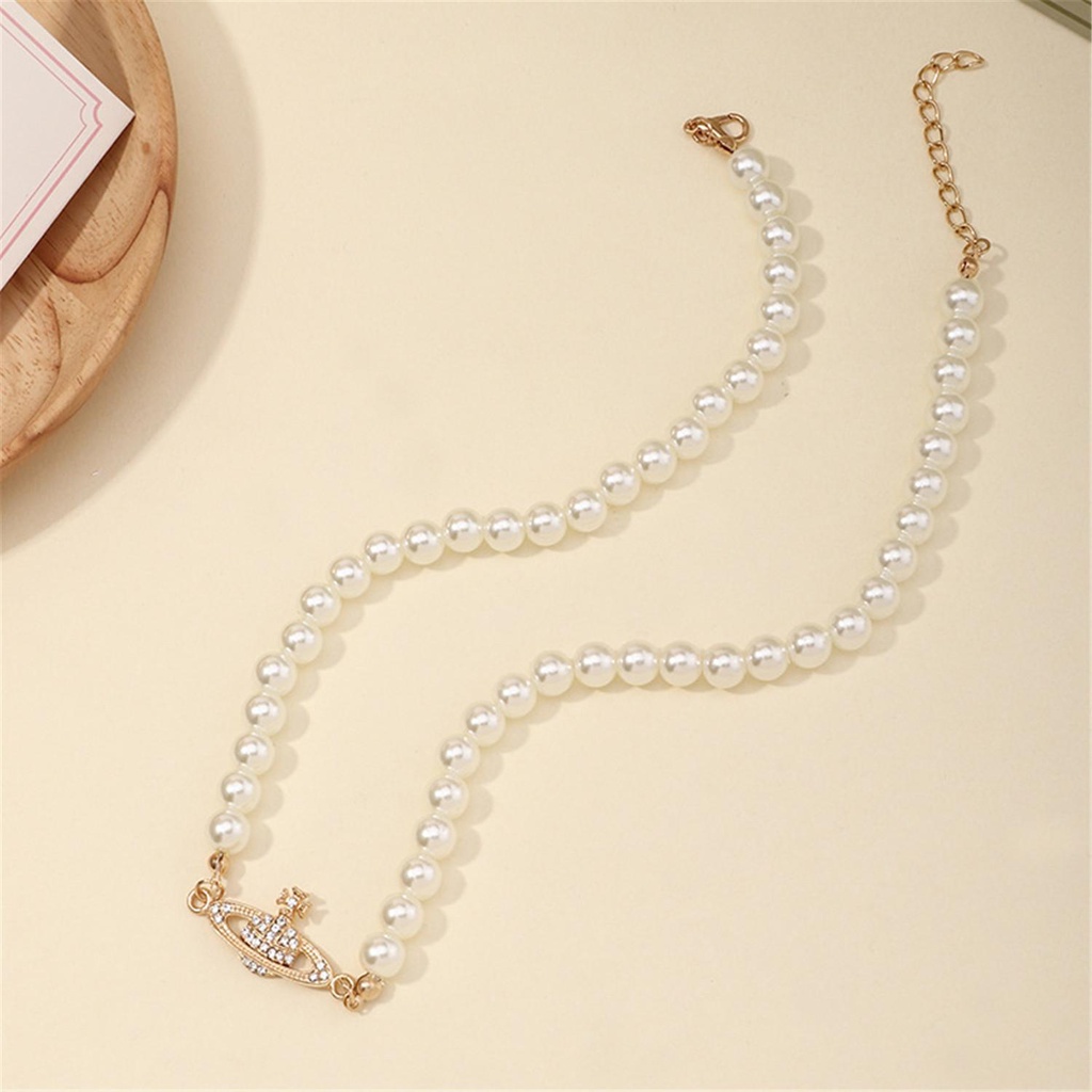 Lily Choker Putih Mutiara Imitasi Elegan Liontin Planet