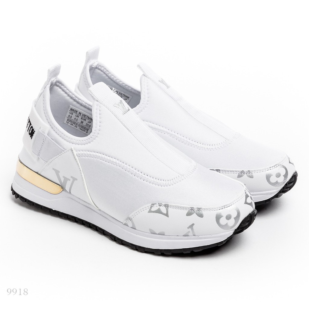 Sepatu Louis Vuitton Sneaker