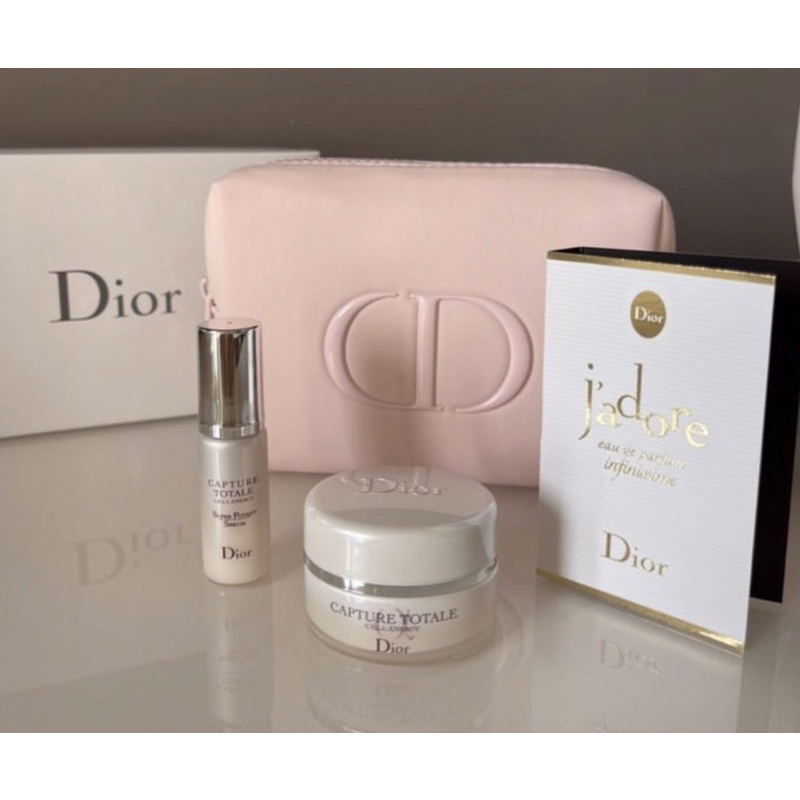 (ready stock) gift pouch baby pink dior capture totale