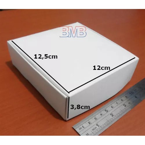 

(K.24) Karton 12 x 12,5 x 3,8 Box Kertas Duplex Polos