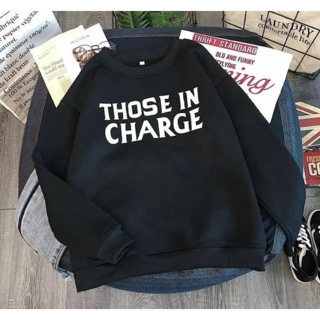 SWEATER THOSE IN CHARGE CREWNECK OBLONG OVERSIZE WANITA