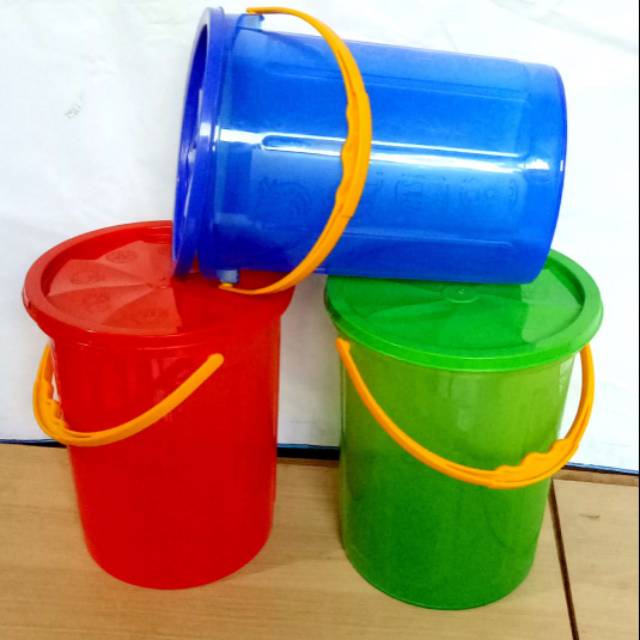 Jual Ember Toplestoplesember Warna Tutup 6 Liter Shopee Indonesia 9136