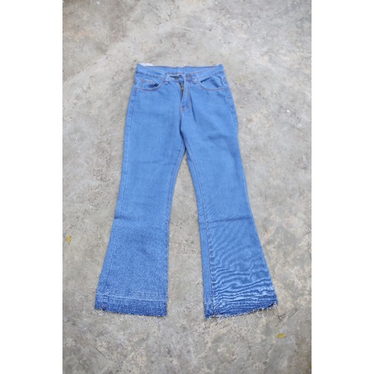 BOYFRIEND CUTBRAY JEANS FRINGER// CUTBRAY BOYFRIEND WANITA