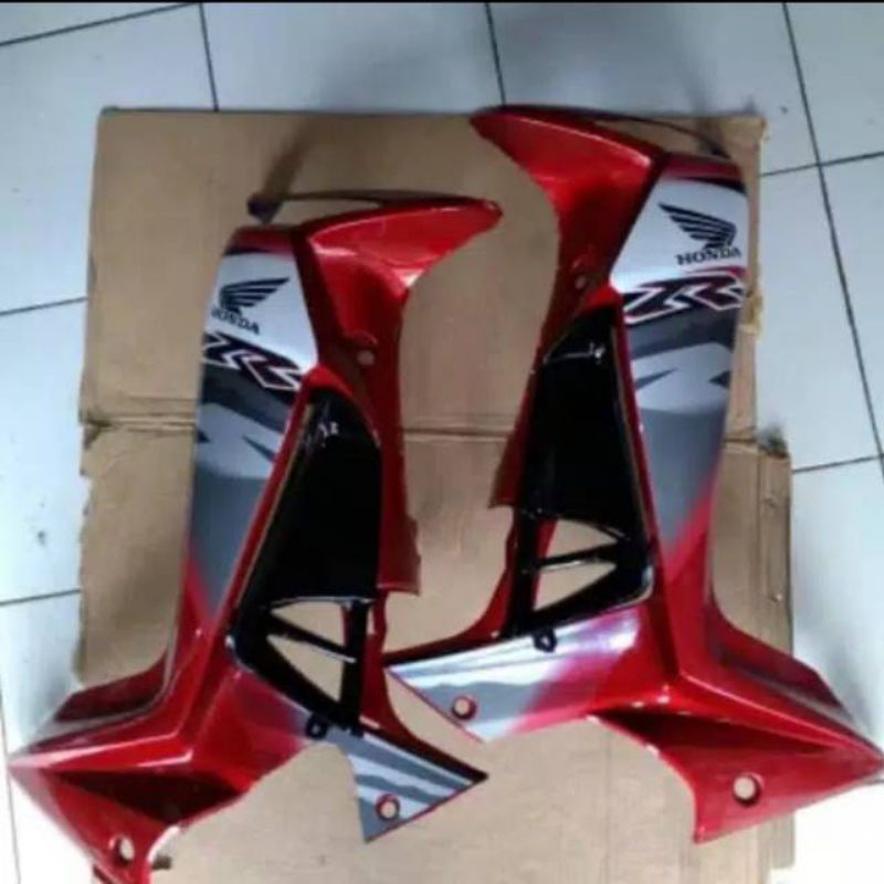 Sayap Depan Plus Striping Supra X 125 Karbu / Supra X 125 / Supra X 125 Batman 2008-2012