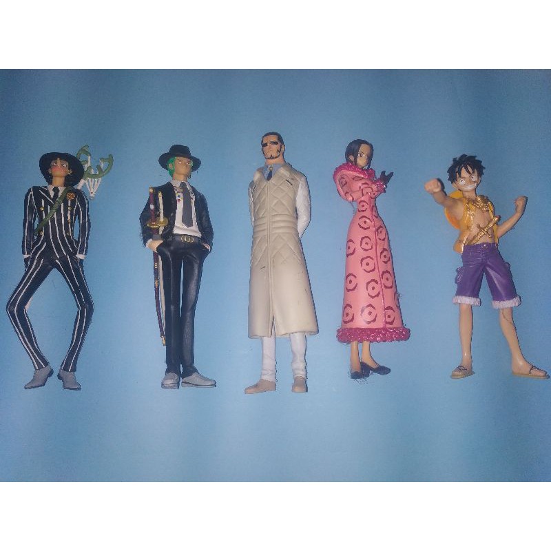 Action Figure Set One Piece Loose