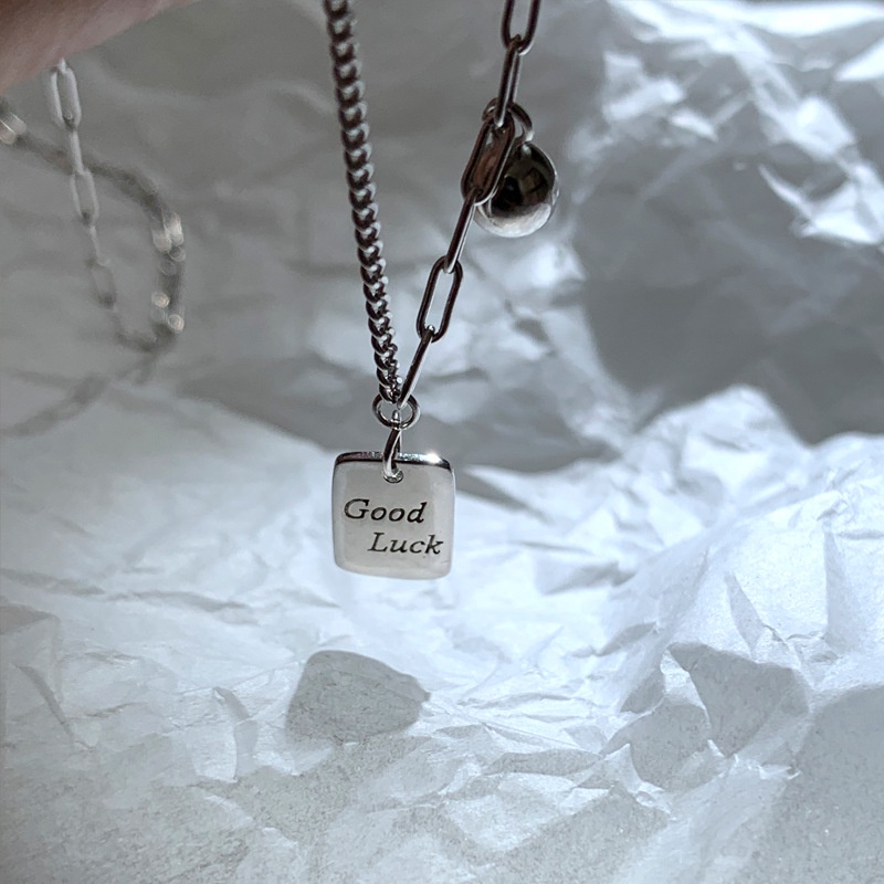 Kalung Rantai Klavikula Bentuk Persegi Untuk Wanita