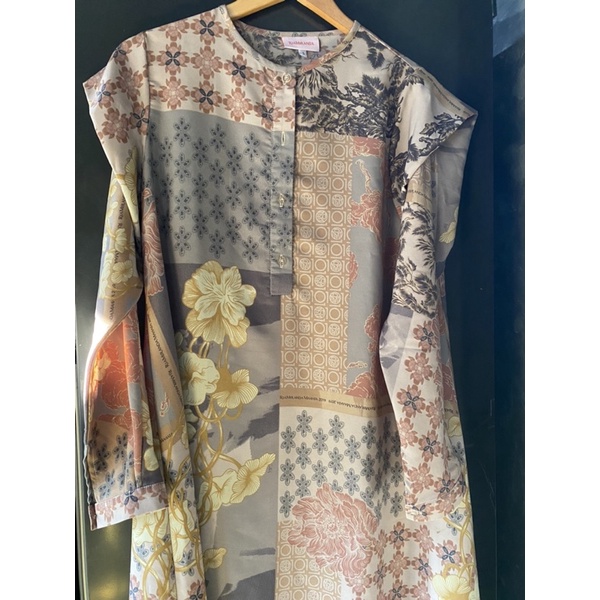 preloved camara dress ria miranda