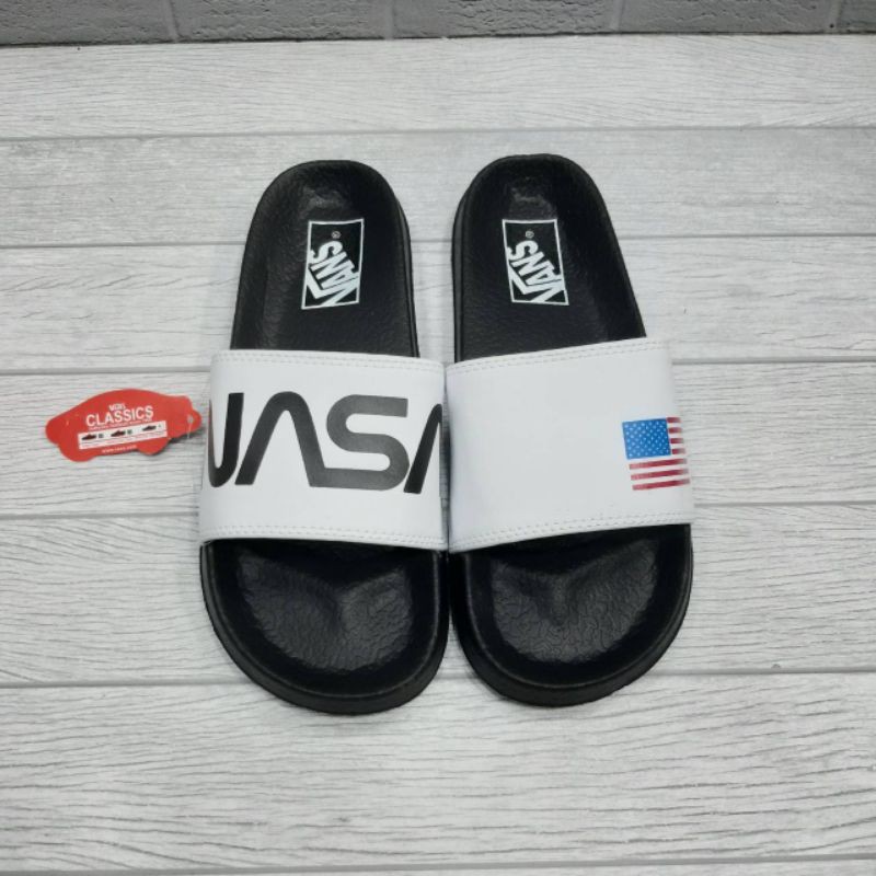 VANS X NASA Fasion Pria Dan Wanita Sendal Slide Ringan Dan Nyaman Di gunakan