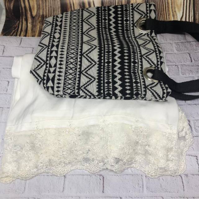 Mukena / mukenah jumbo satin seta silk - Putih