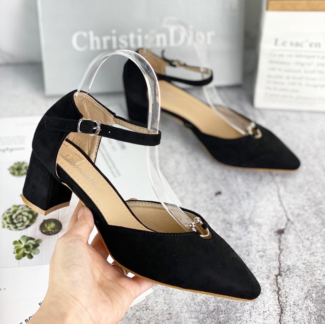 Heels 1805387