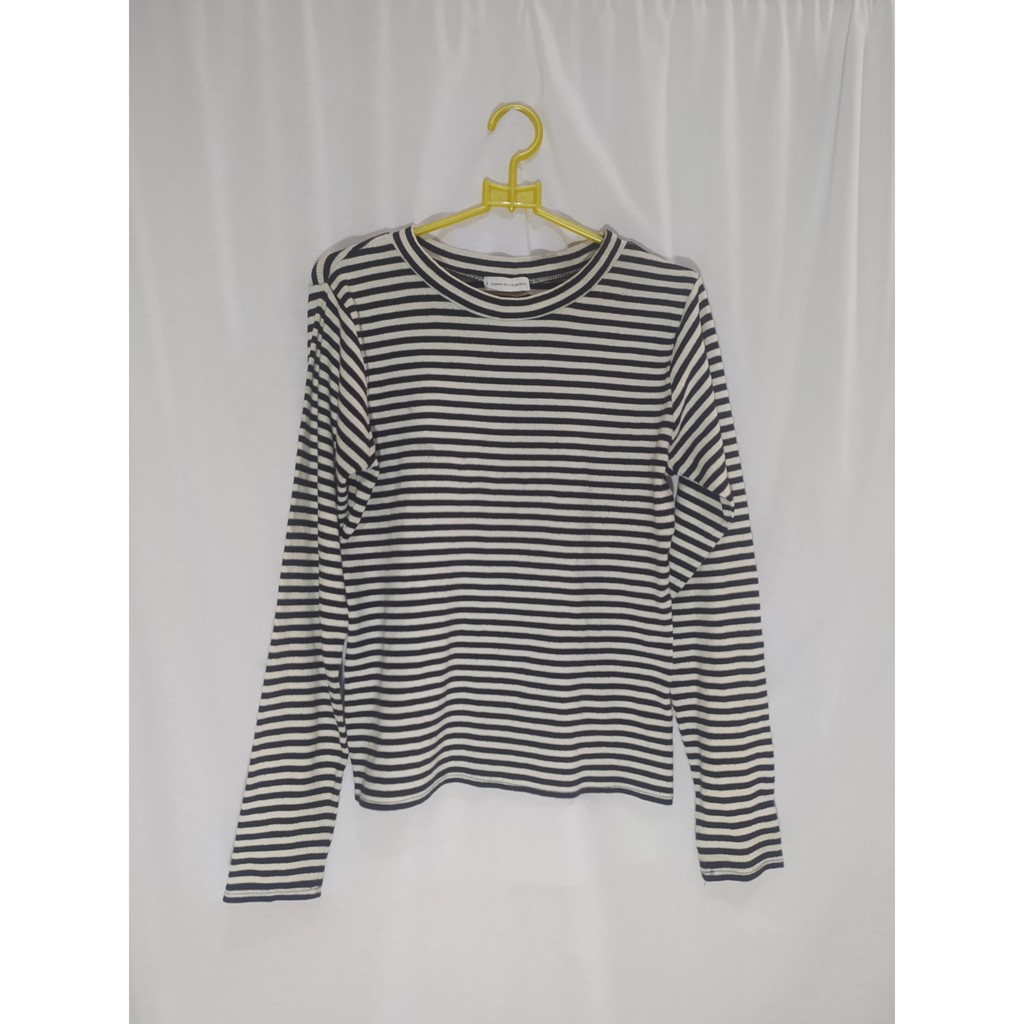 Kaos Lengan Panjang Wanita Salur Putih Hitam S to M - E hyphen World