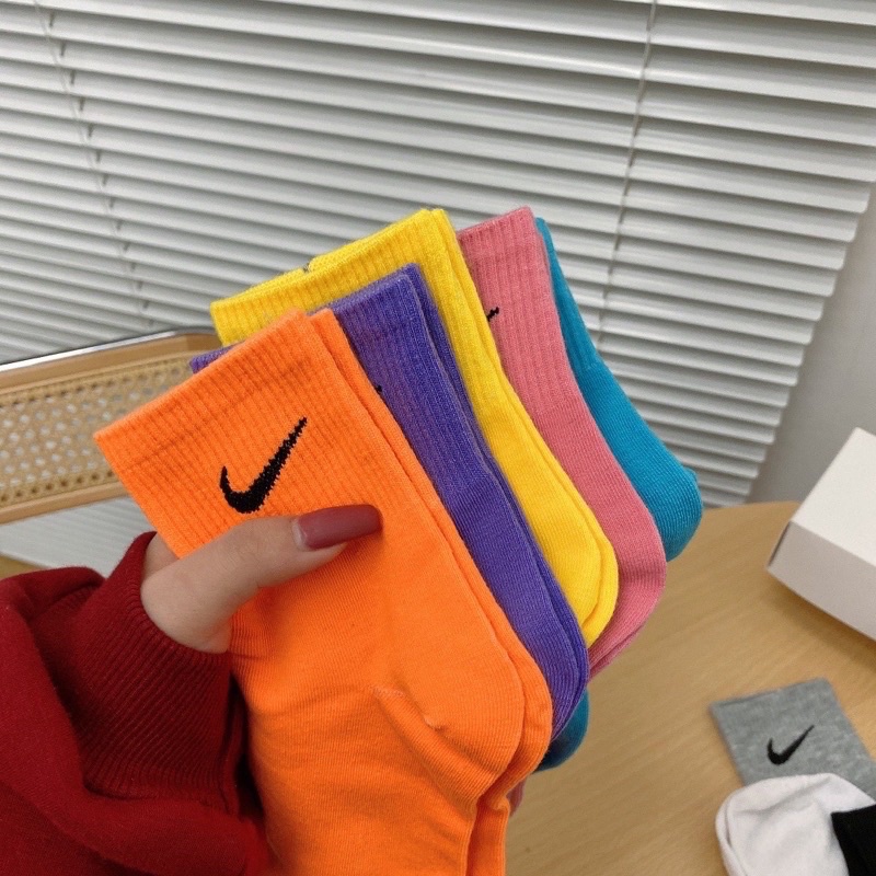 ((BEST QUALITY)) KAOS KAKI NIKE / NIKE SOCKS / KAOS KAKI OLAHRAGA / KAOS KAKI BASKET / KAOS KAKI ANAK