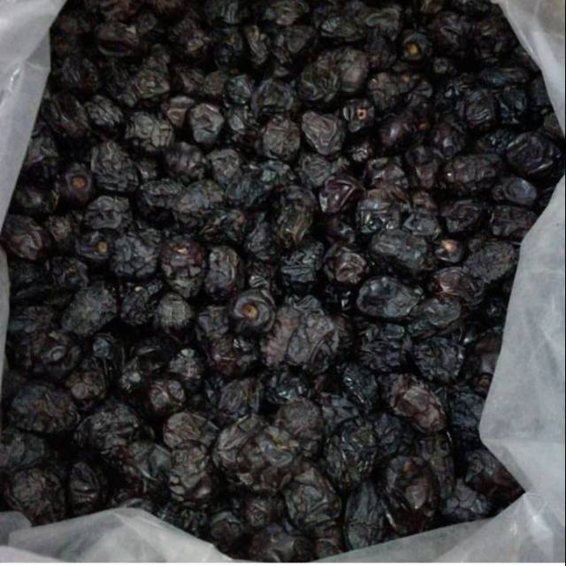 

Kurma Ajwa Madinah super 1 kg