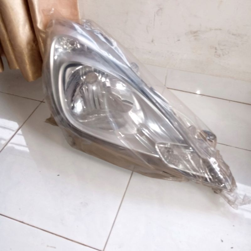 headlamp honda jazz 2013