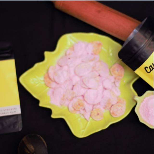 

Keripik Pisang Stroberi