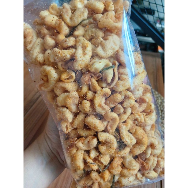 

MAKARONI PEDAS DAUN JERUK 125GR