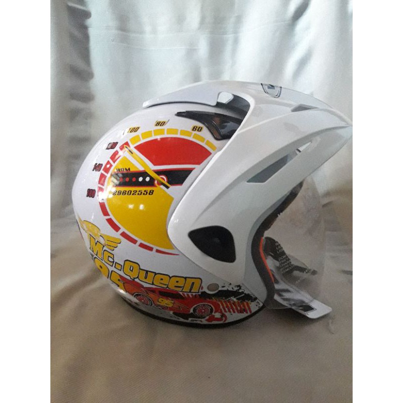 Helm anak WTO mc.queen