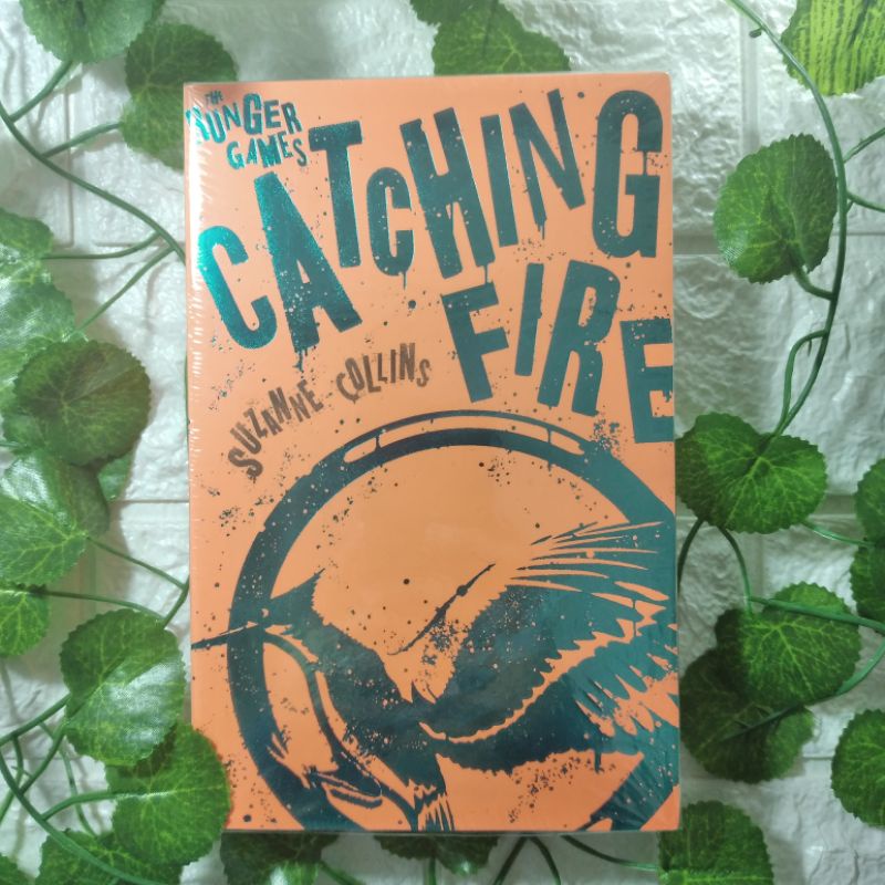 The Hunger Games: Catching Fire by Suzanne Collins | Novel Import Bahasa Inggris Original New