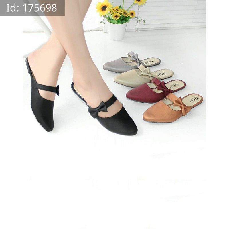 Sendal Flat wanita Safari