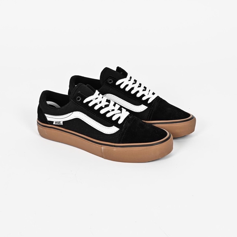 V4ns Oldskool Pro Black Gum