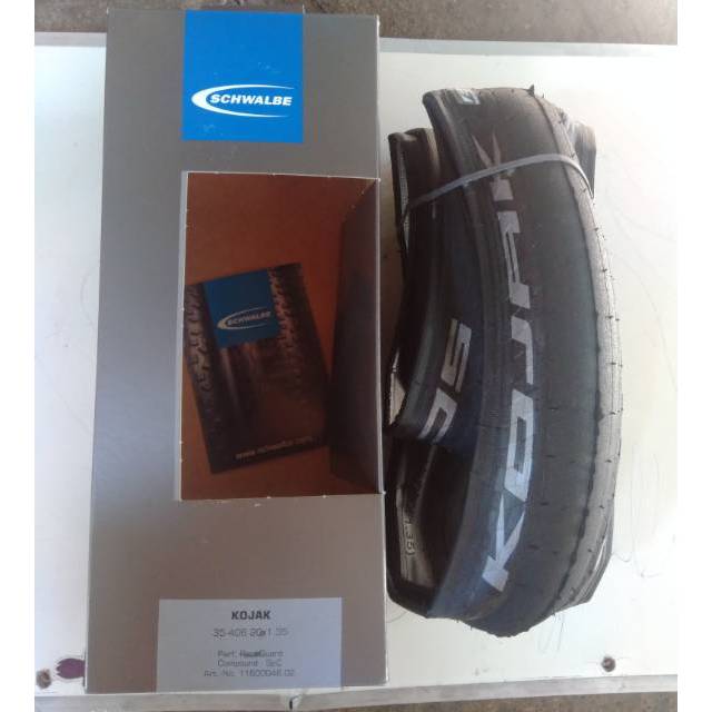 BAN LUAR KOJAK 20X1.35 SCHWALBE KEVLAR