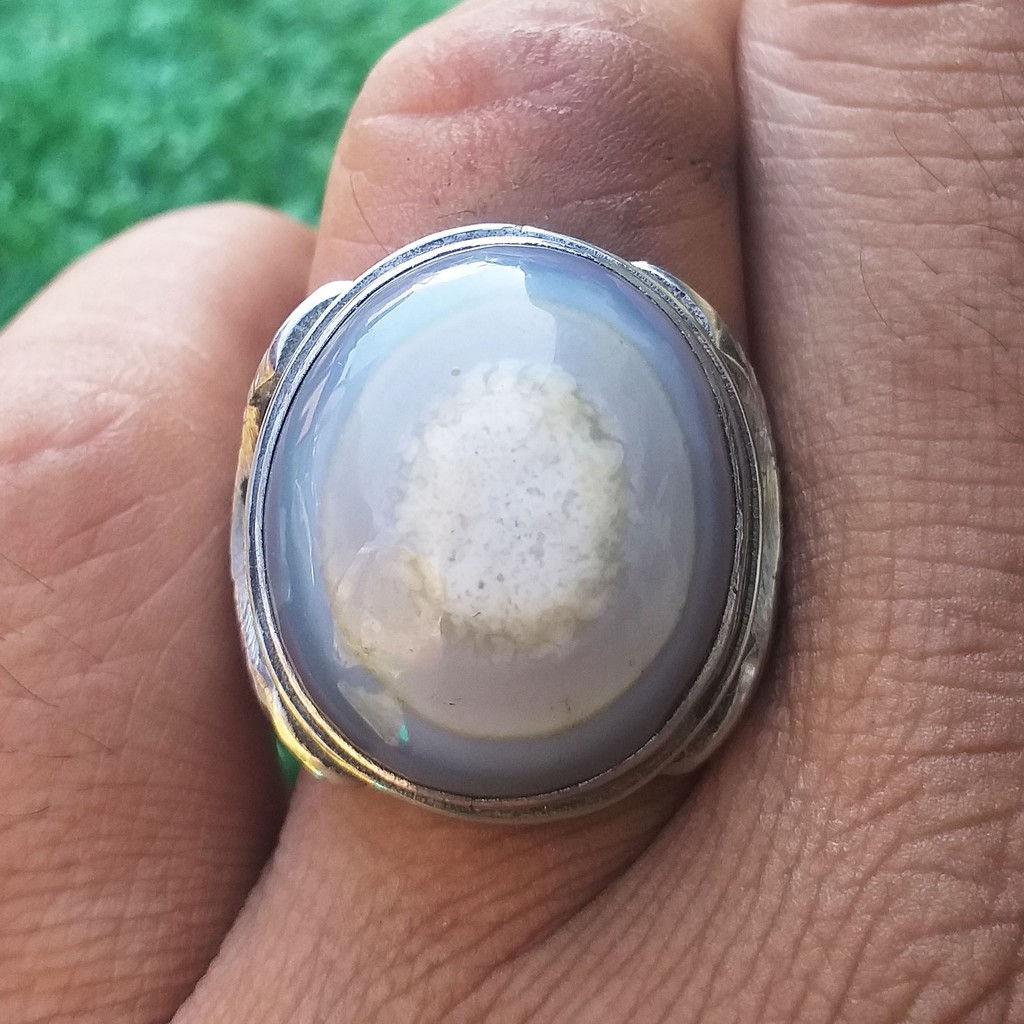 Batu Akik Natural Puser Bumi Warna Biru Gradasinya Langka Motif Mata Dewa