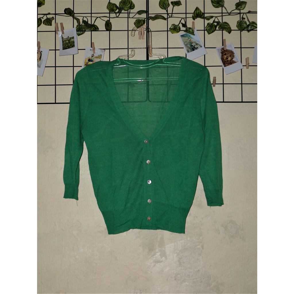 cardigan rajut polos tipis warna hijau