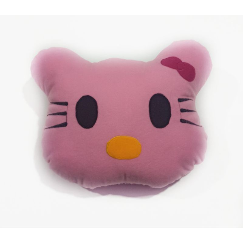 BANTAL KARAKTER  TRAVEL BONEKA