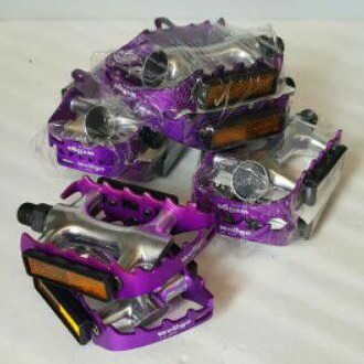 Pedal WELLGO LU - 898 As besar Ungu Silver Pelor Aluminium - Plastik Atom