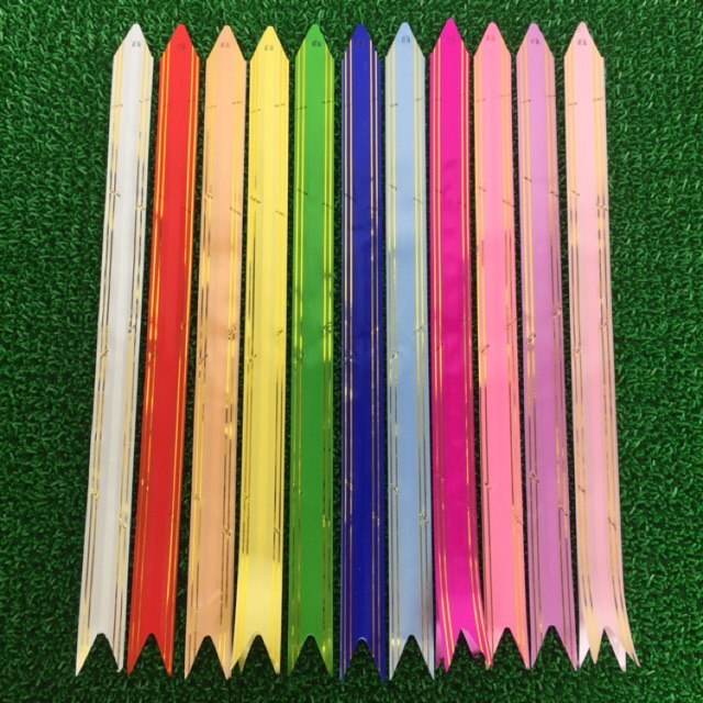 

Pita Kado / Pita Tarik / Pita Serut 18mm List Emas (isi 10 Pita)