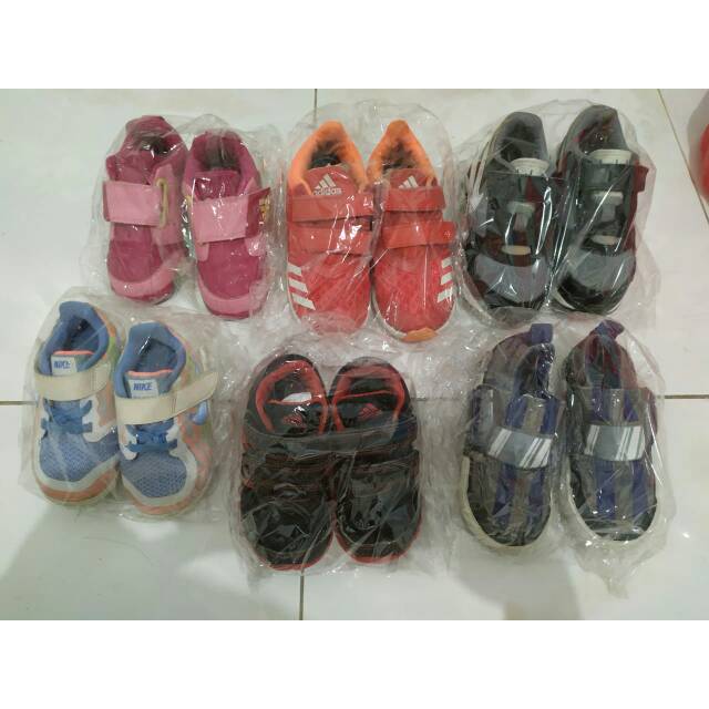 Borongan sepatu second original