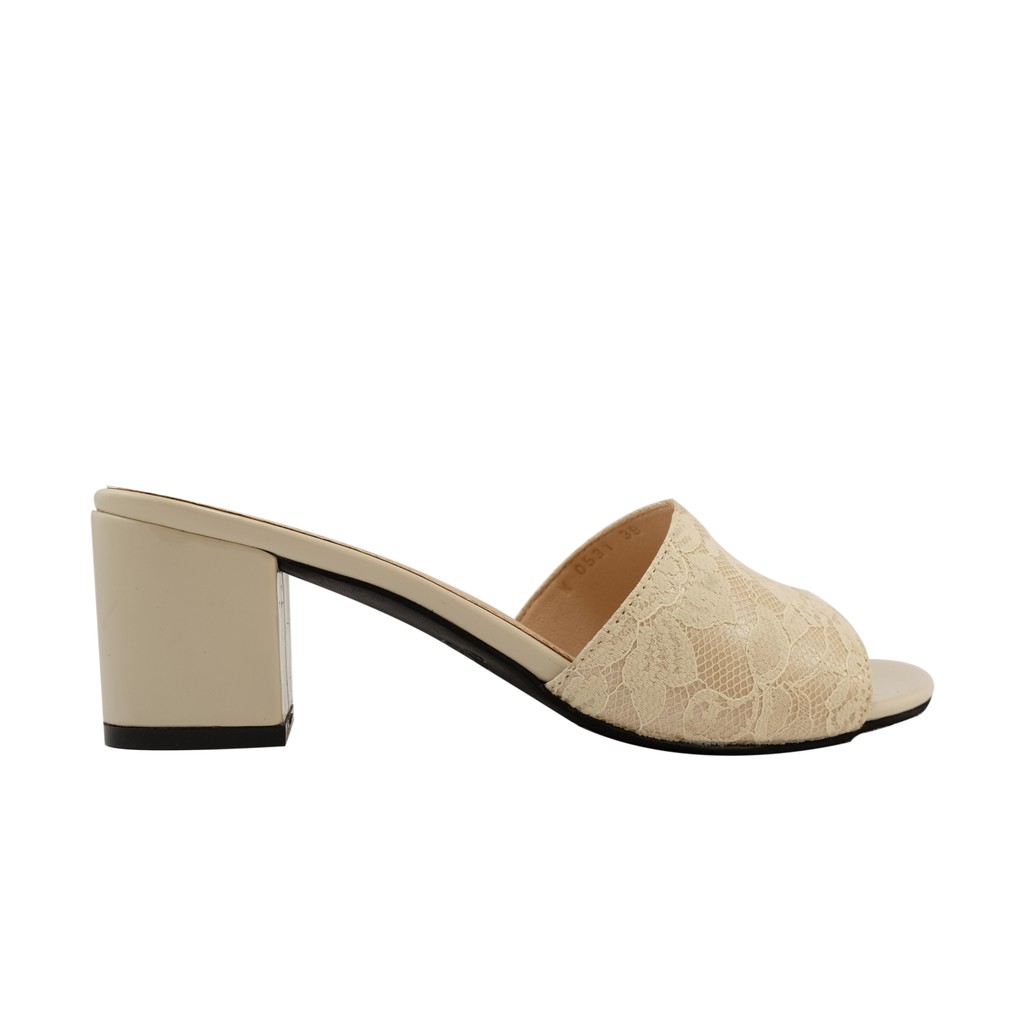 Stefania Baldo Lily Lace Sandal Low Block Heels Beige Stefania Baldo Lily Lace Sandal Low Block Heels Beige