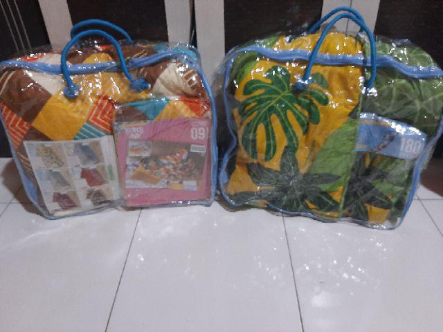 Bedcover Hawaii Semua Motif By Request. Lengkap Dengan Sprei.