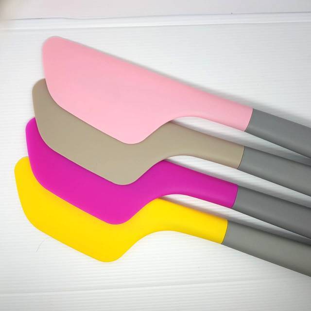 spatula baking lebar 7 cm super besar pengaduk adonan aduk balik spatula jumbo lebar solet soled