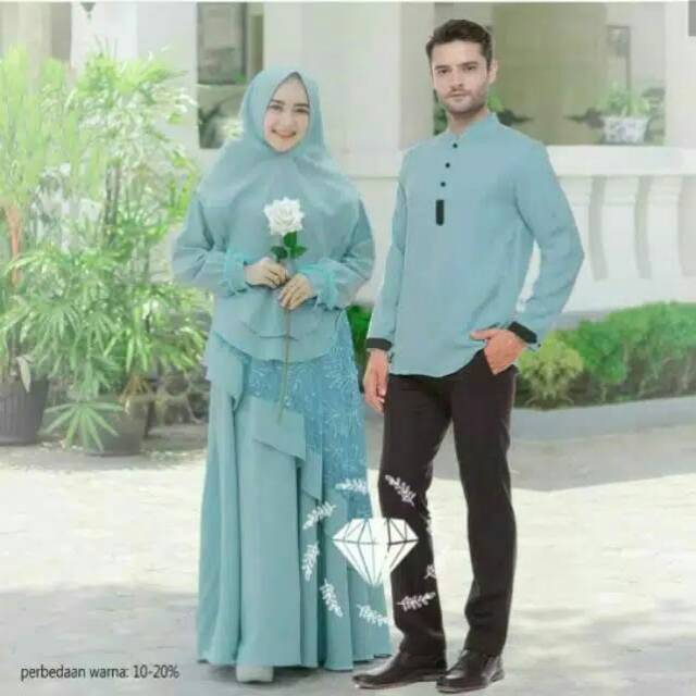 SYARI AYUNDA BUSUI COUPLE